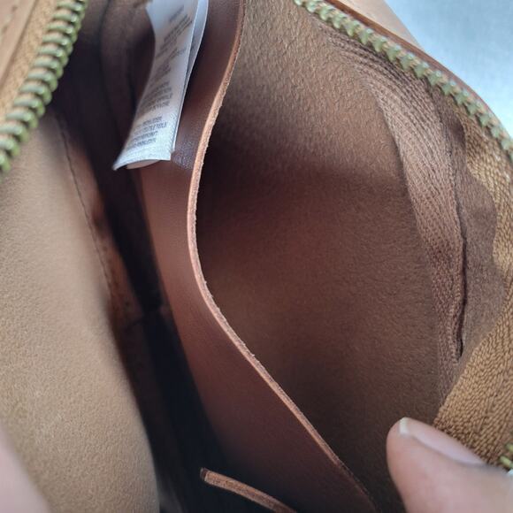Madewell Womens The Carabiner Crossbody Bag Brown Zip Leather 7.5" Boho Festival - Picture 4 of 10